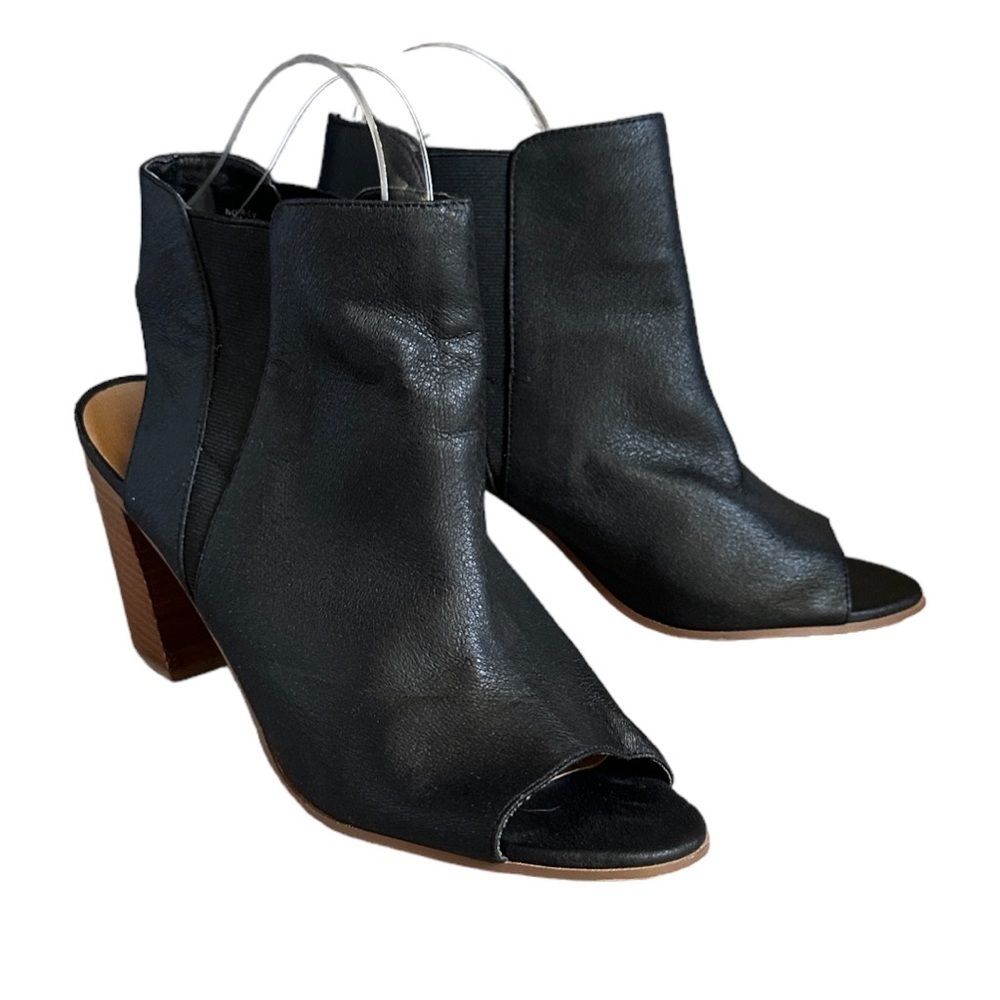 Crown Vintage Black Faux Leather Peep Toe Bootie Sandals Size 10
